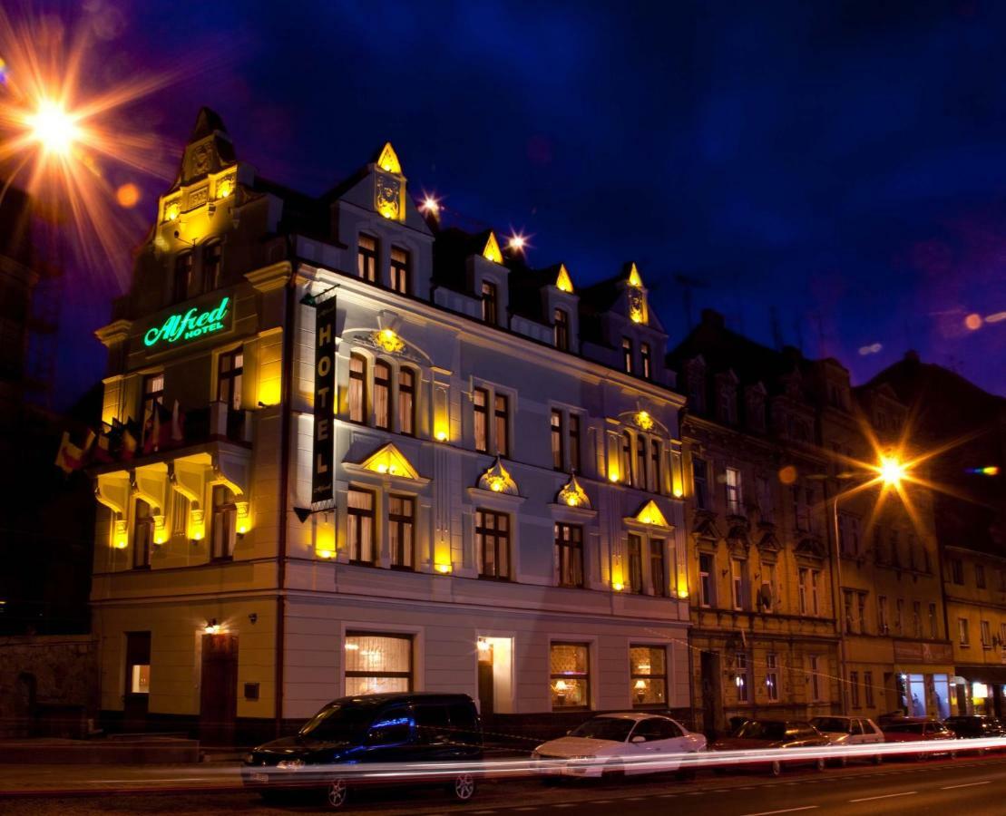 Hotel Alfred Karlsbad Exterior foto